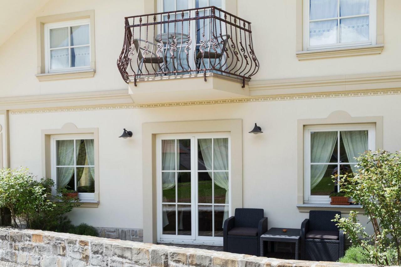 Guesthouse & Apartments Pri Stani Zerovnica Екстериор снимка