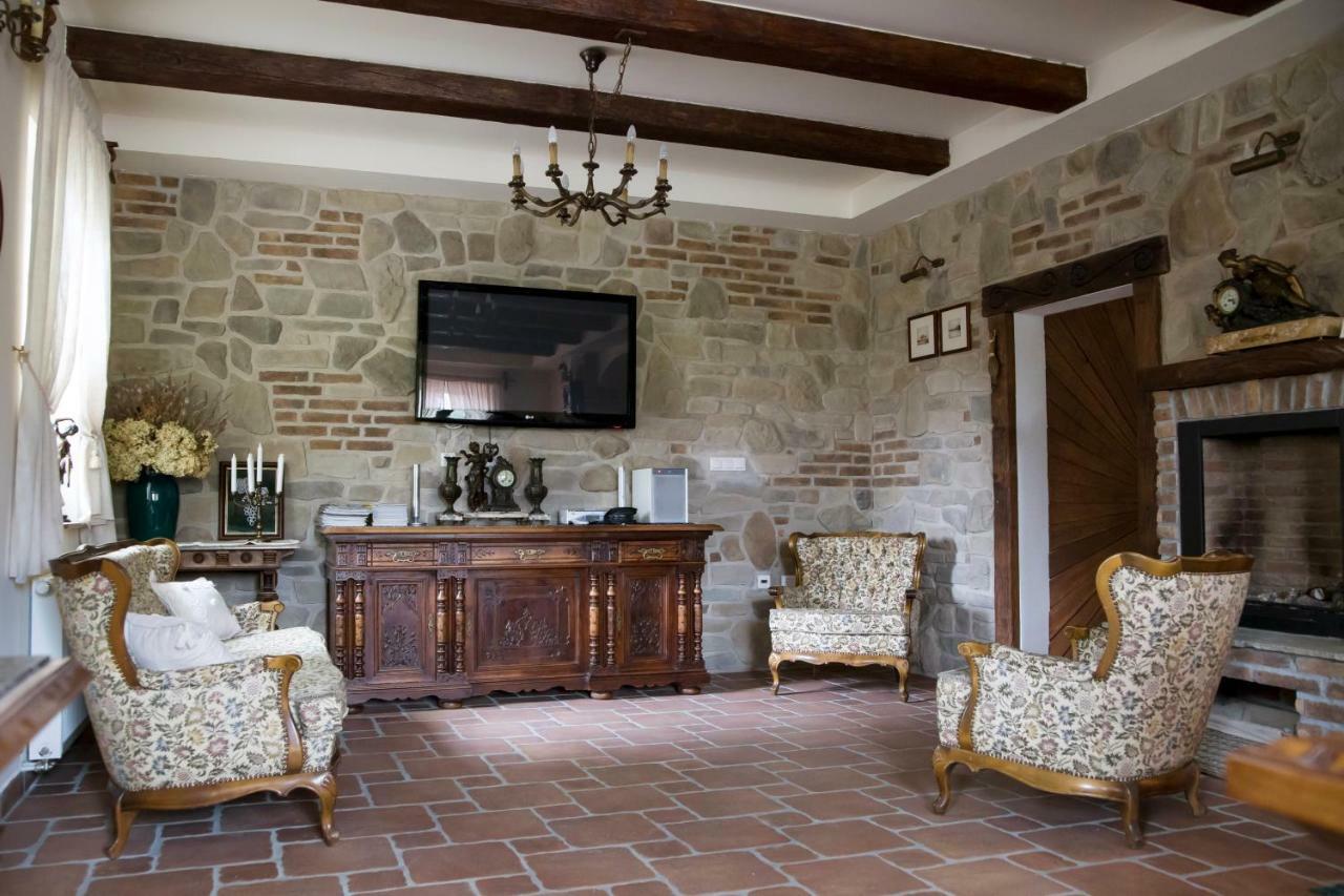Guesthouse & Apartments Pri Stani Zerovnica Екстериор снимка