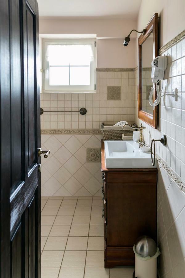 Guesthouse & Apartments Pri Stani Zerovnica Екстериор снимка