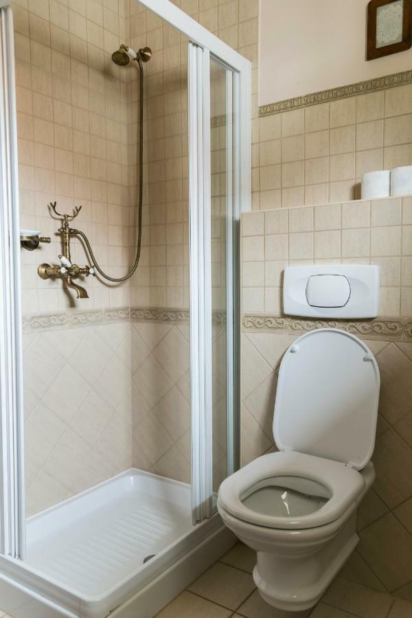 Guesthouse & Apartments Pri Stani Zerovnica Екстериор снимка