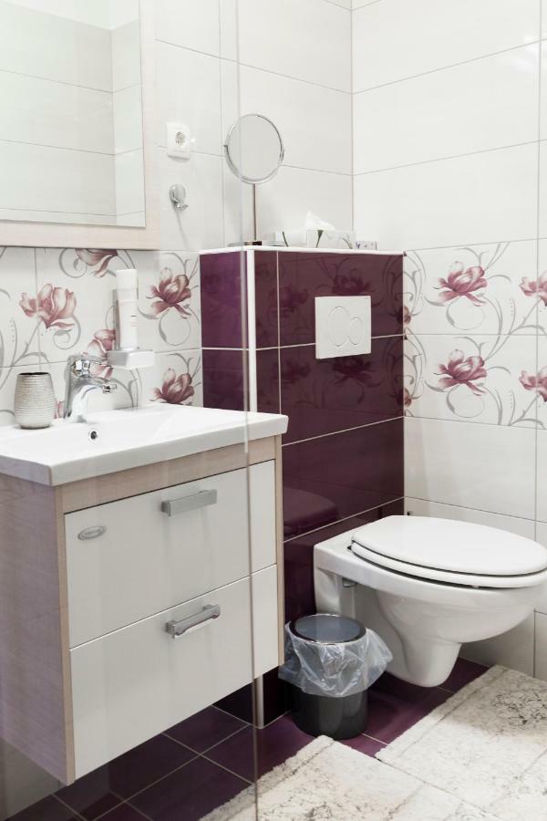Guesthouse & Apartments Pri Stani Zerovnica Екстериор снимка